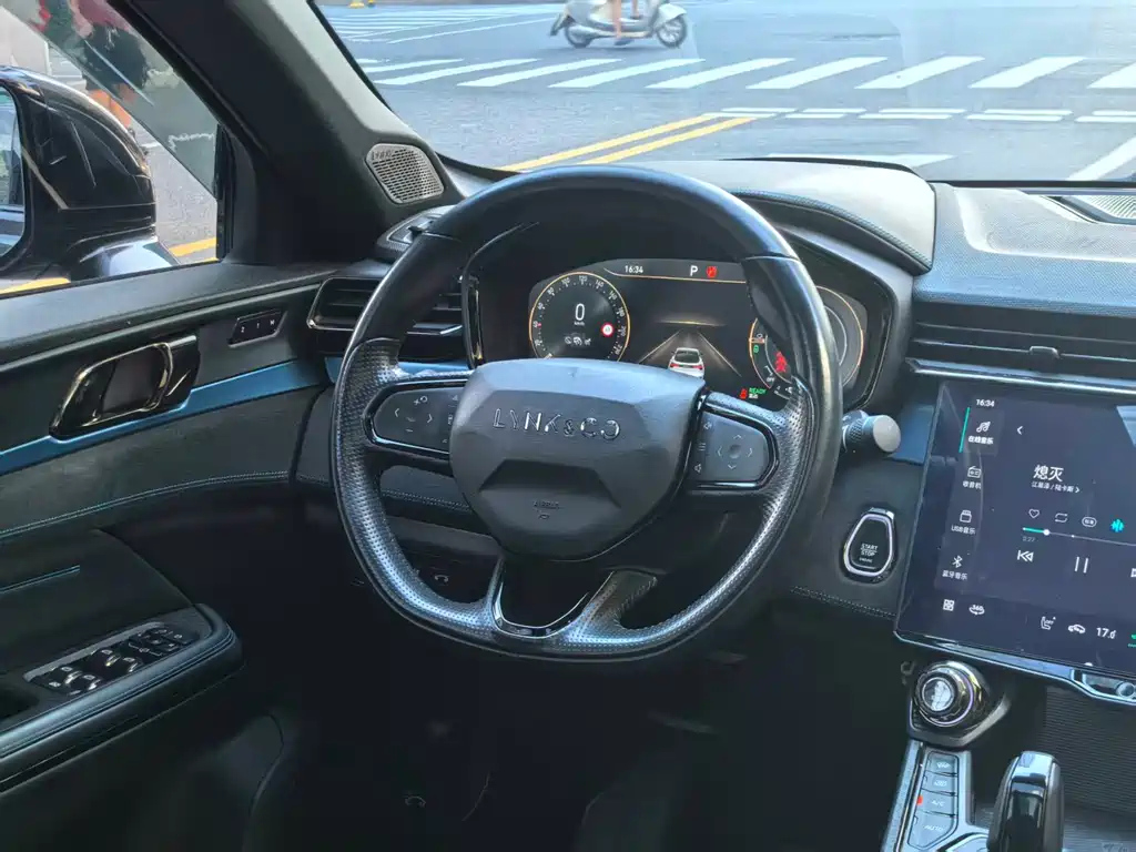 LYNK&CO 05 NEW ENERGY 2022