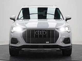 AUDI Q3  2021
