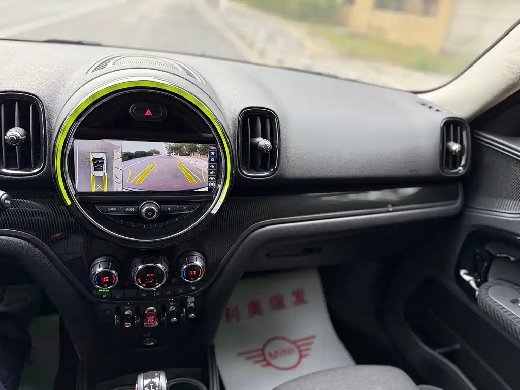 MINI COUNTRYMAN 2019