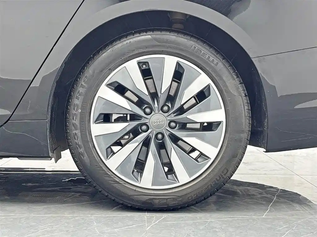 AUDI A6L 2021