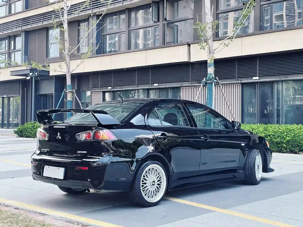 MITSUBISHI LANCER EX 2014