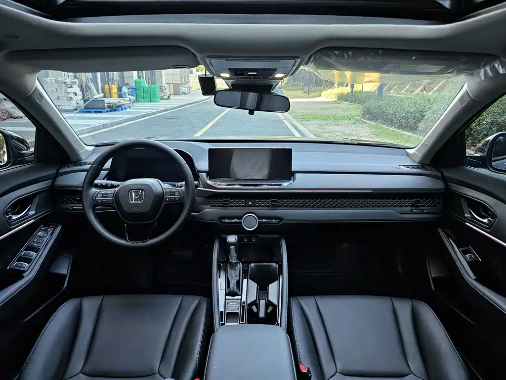 HONDA ACCORD 2025