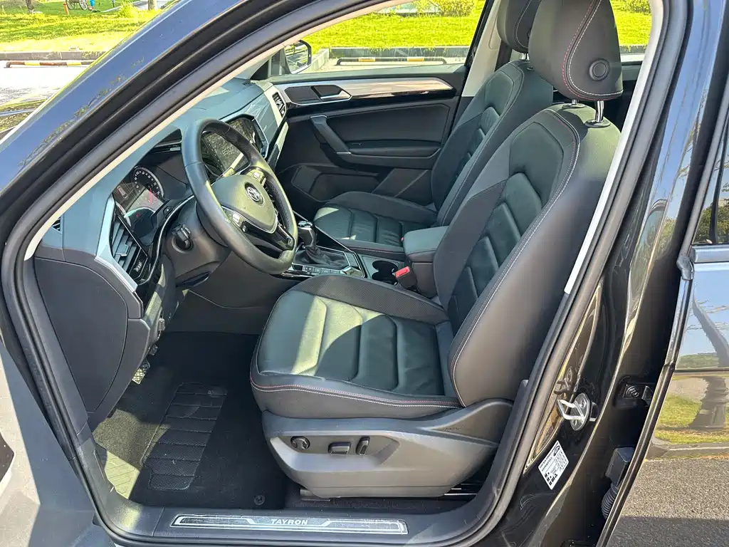 VOLKSWAGEN TAYRON 2019