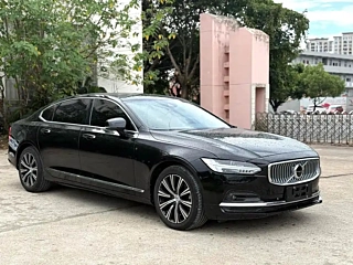 VOLVO S90 2021
