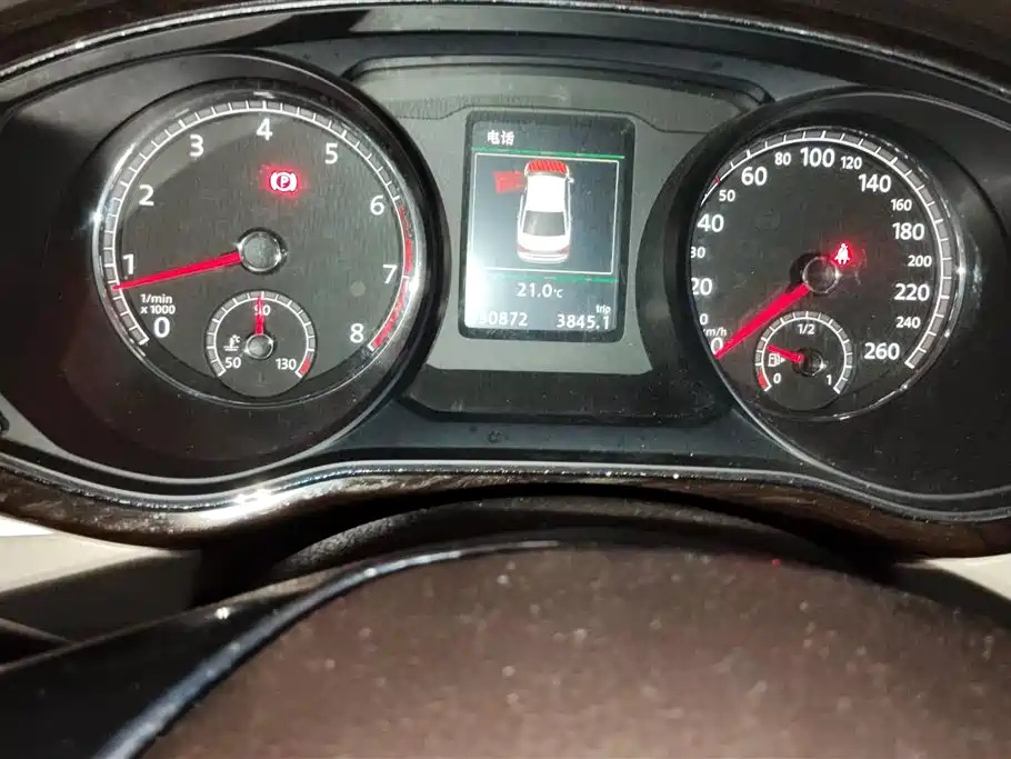 VOLKSWAGEN PASSAT 2017