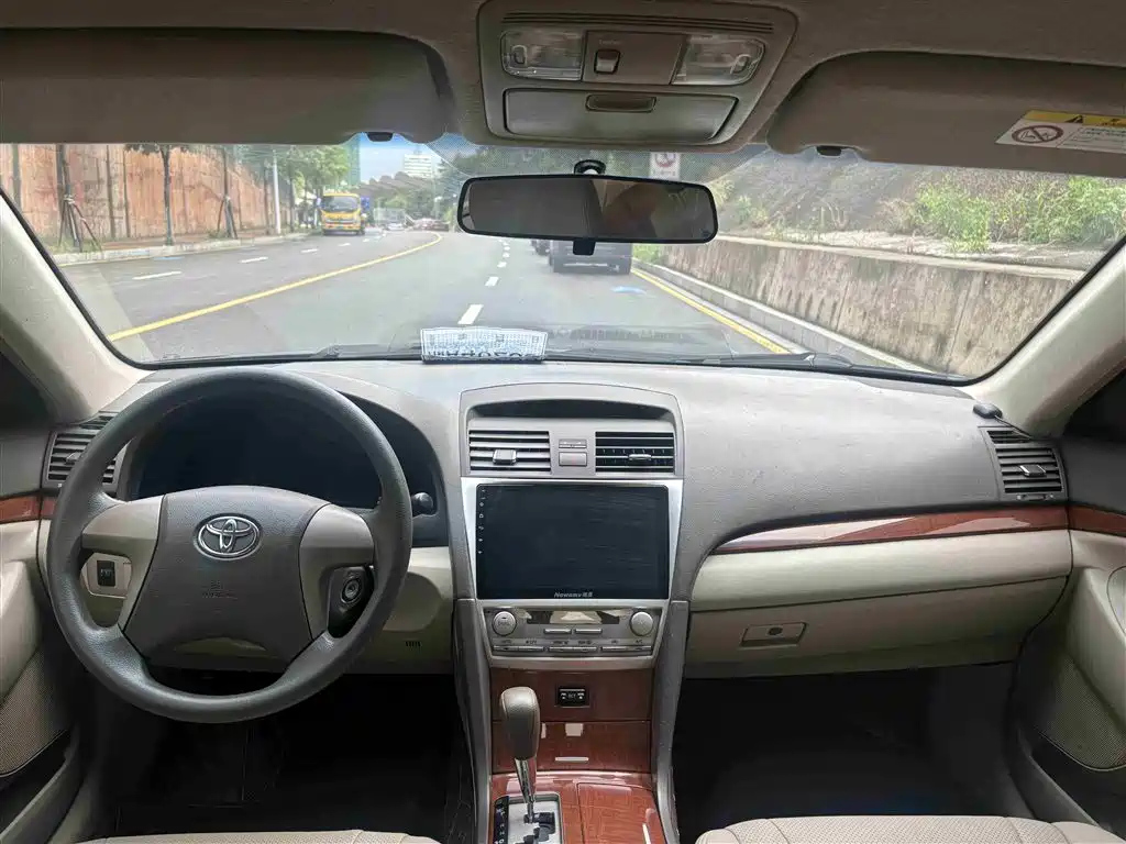 TOYOTA CAMRY 2015