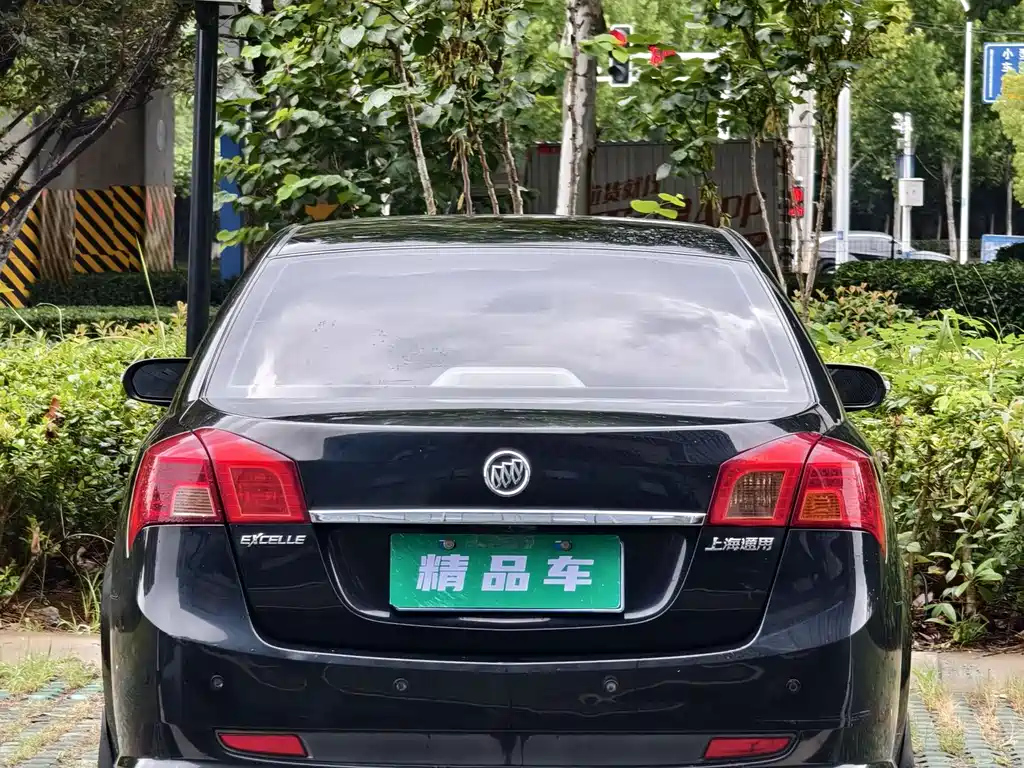 BUICK EXCELLE 2011