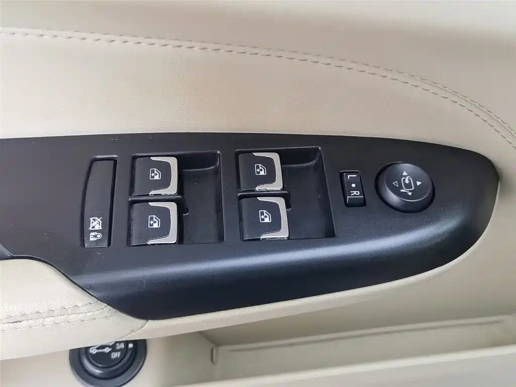CADILLAC SRX 2014