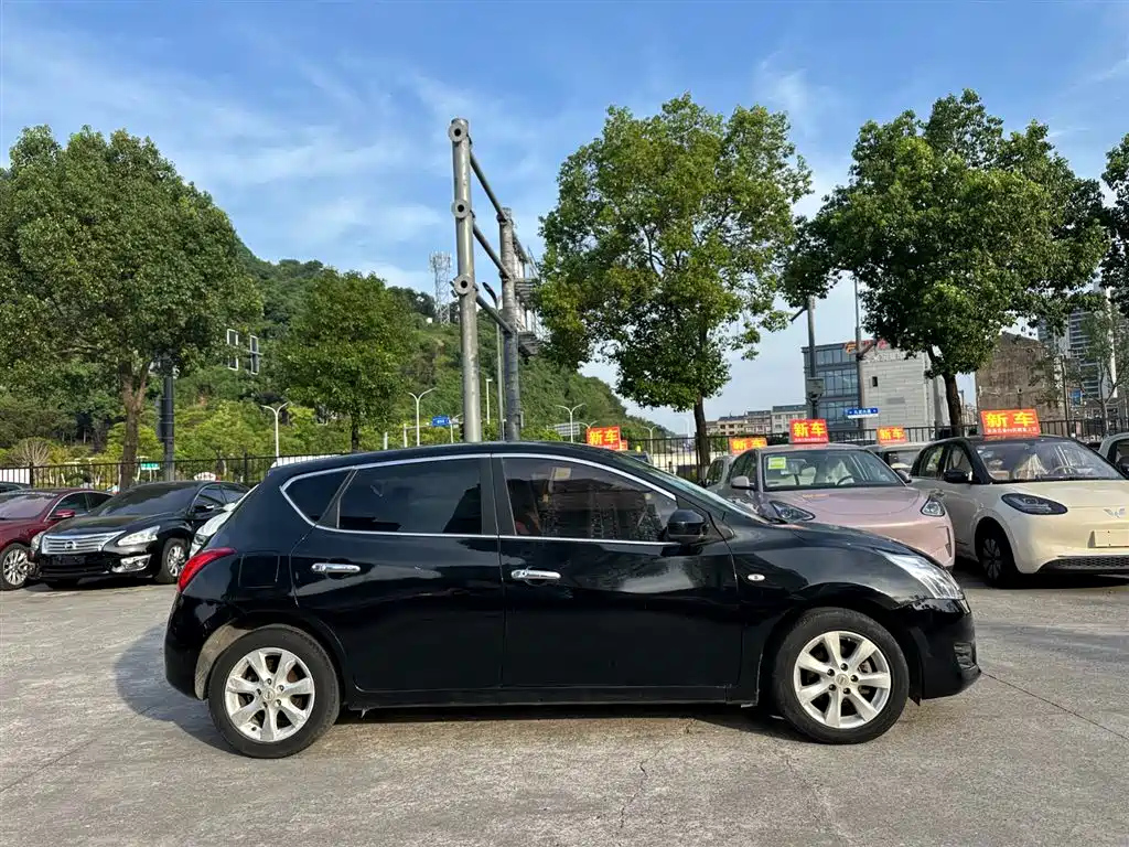 NISSAN TIIDA TIIDA 2014