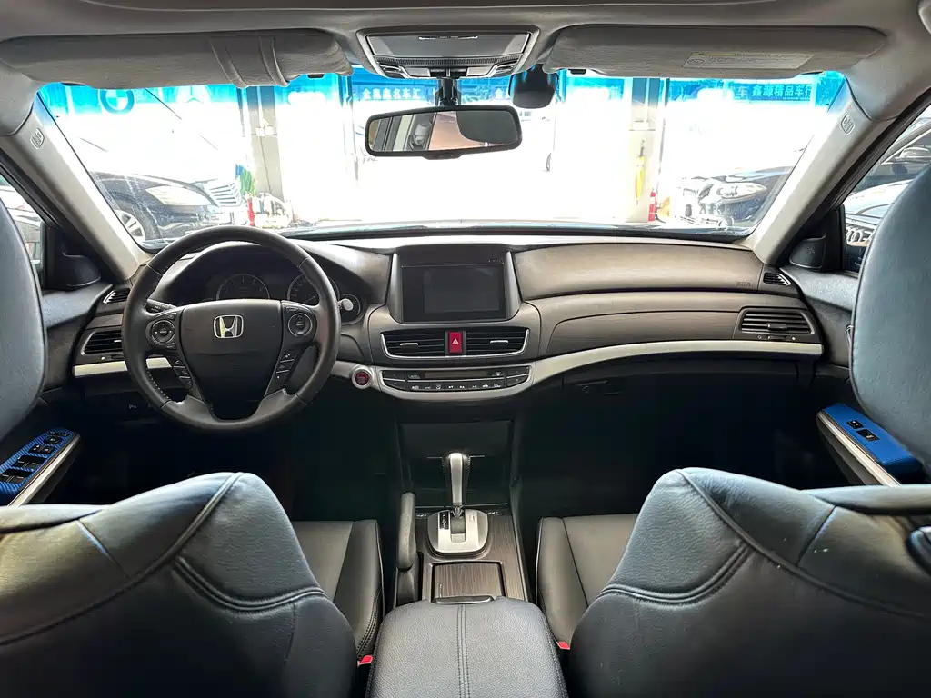 HONDA CROSSTOUR 2016