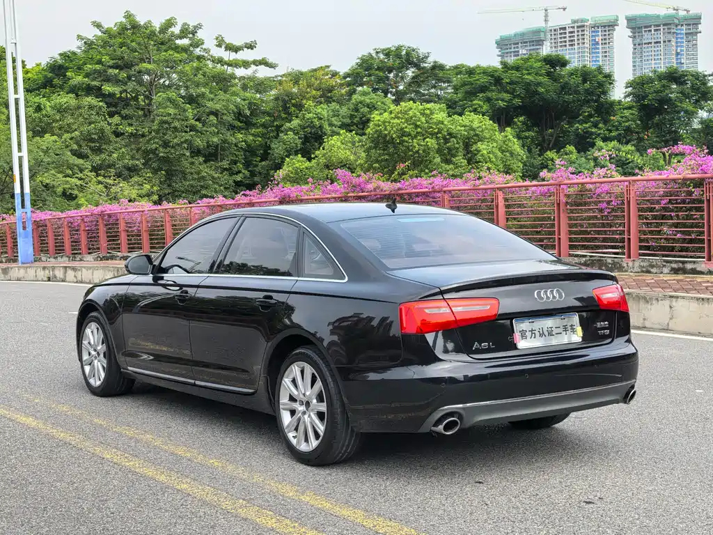 AUDI A6L 2015
