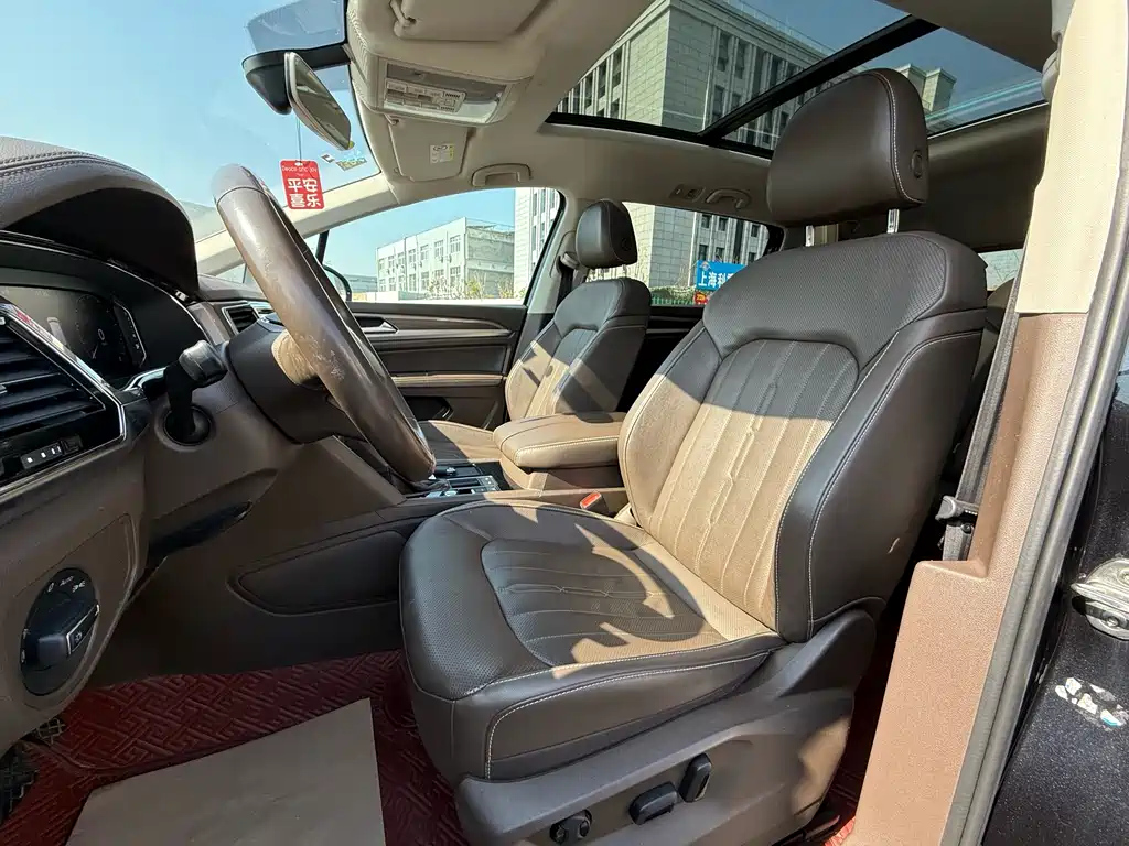 VOLKSWAGEN VILORAN 2020