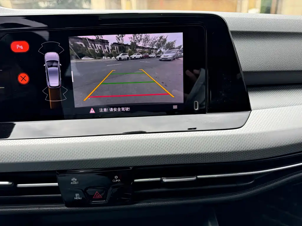 VOLKSWAGEN GOLF 2021