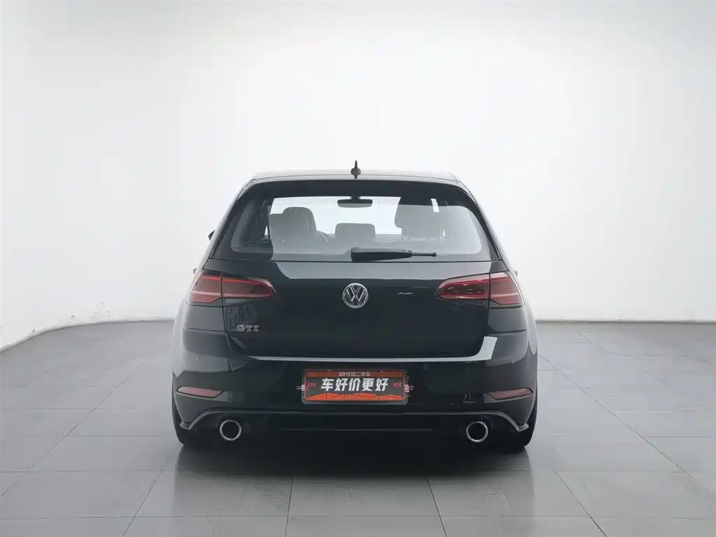 VOLKSWAGEN GOLF GTI 2019