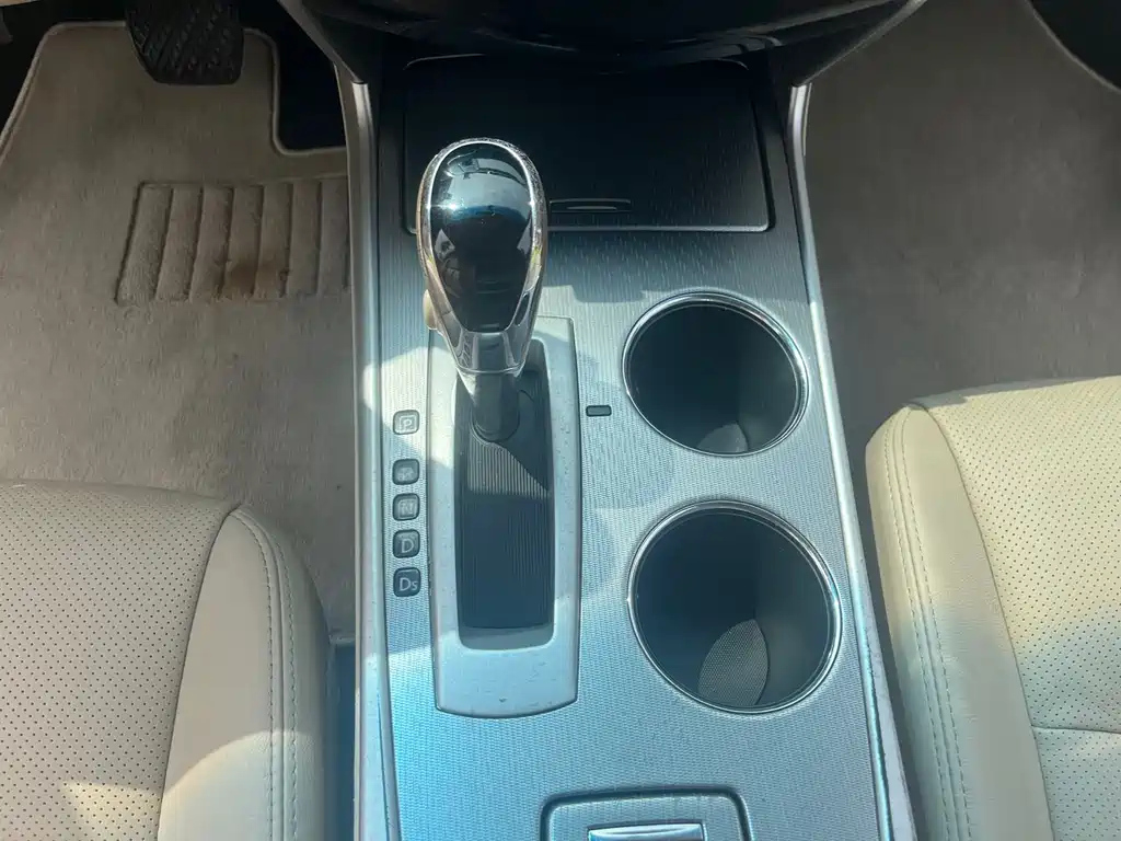 NISSAN TEANA 2017