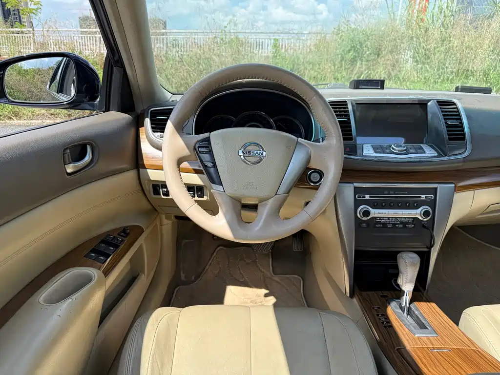 NISSAN TEANA 2012