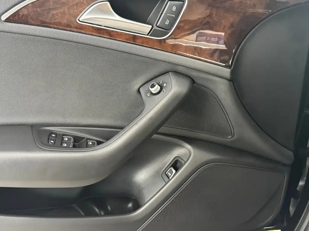 AUDI A6L 2017