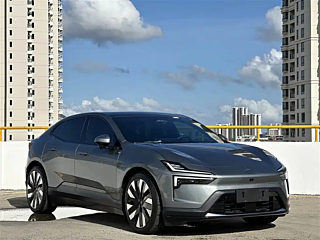 POLESTAR 4  2024 YEAR  STANDARD RANGE PLUS & 2024
