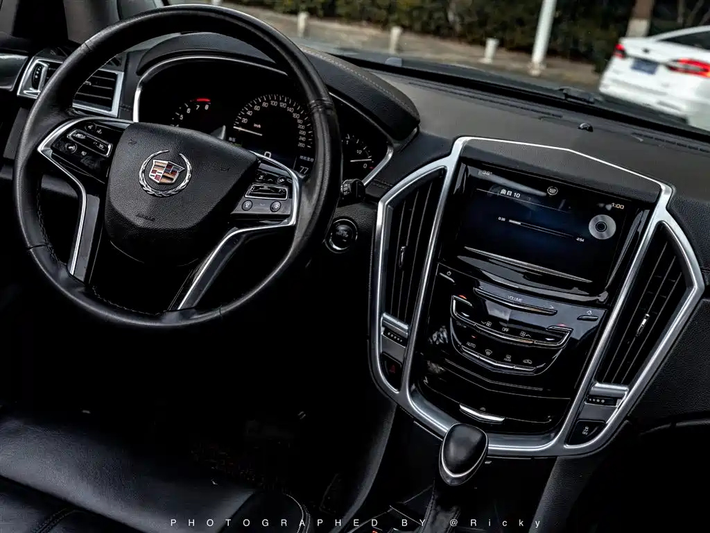 CADILLAC SRX 2014