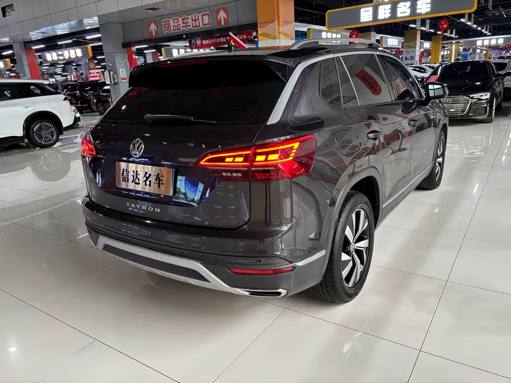 VOLKSWAGEN TAYRON 2020
