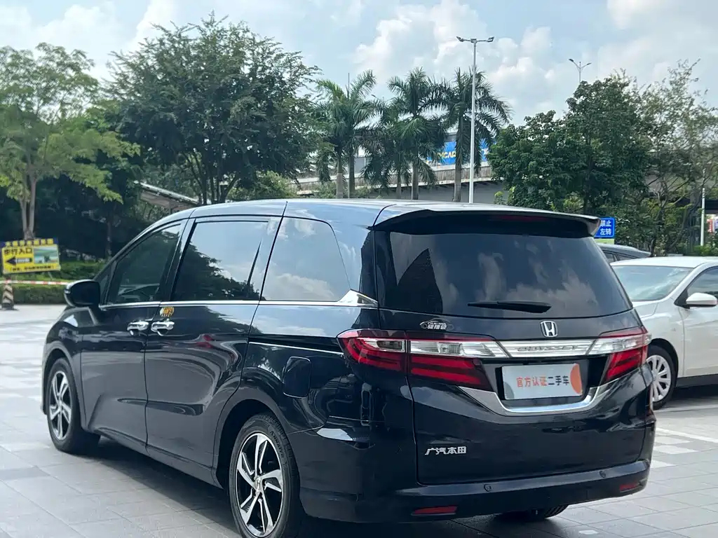 HONDA ODYSSEY 2015