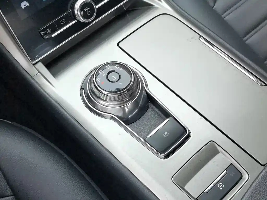 FORD MONDEO 2020