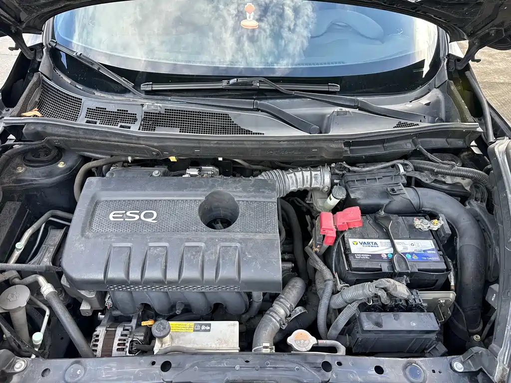 INFINITI ESQ 2018