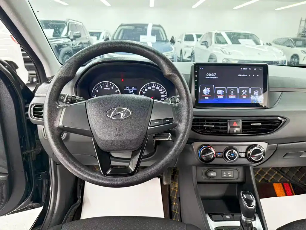 HYUNDAI CELESTA 2018