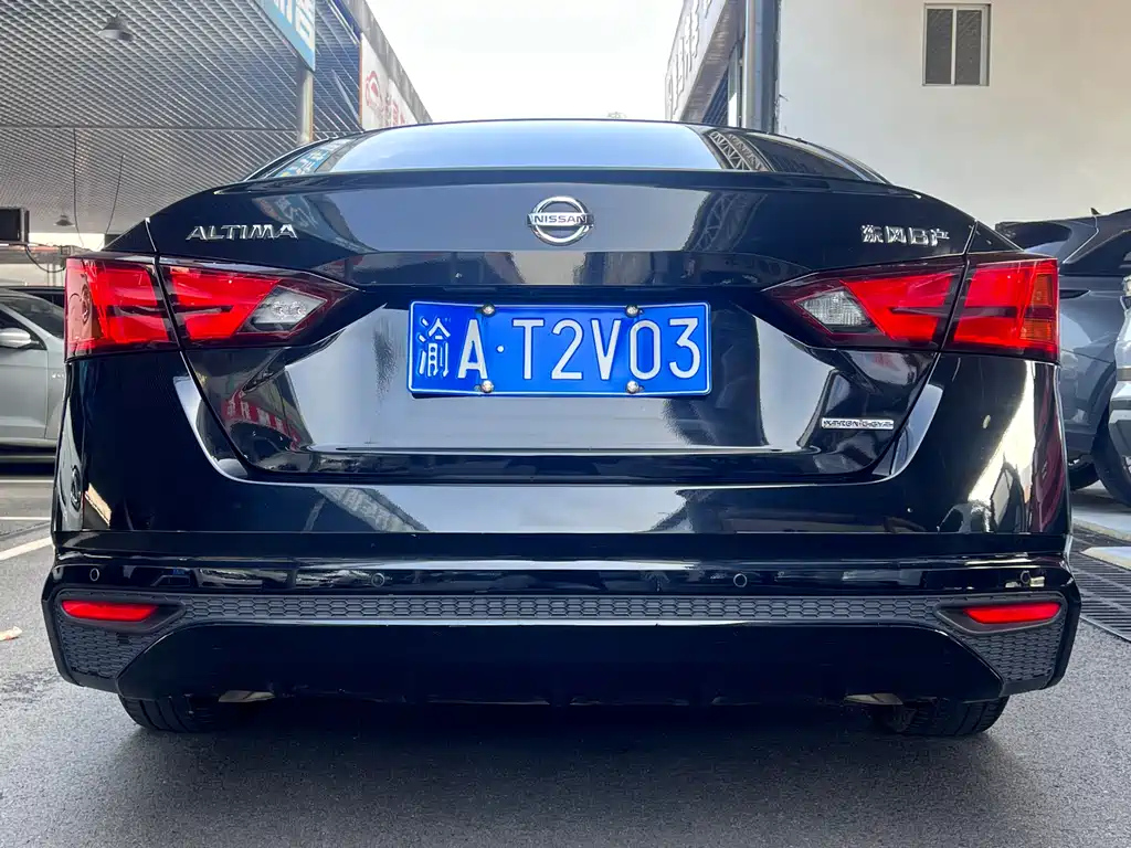 NISSAN TEANA 2019
