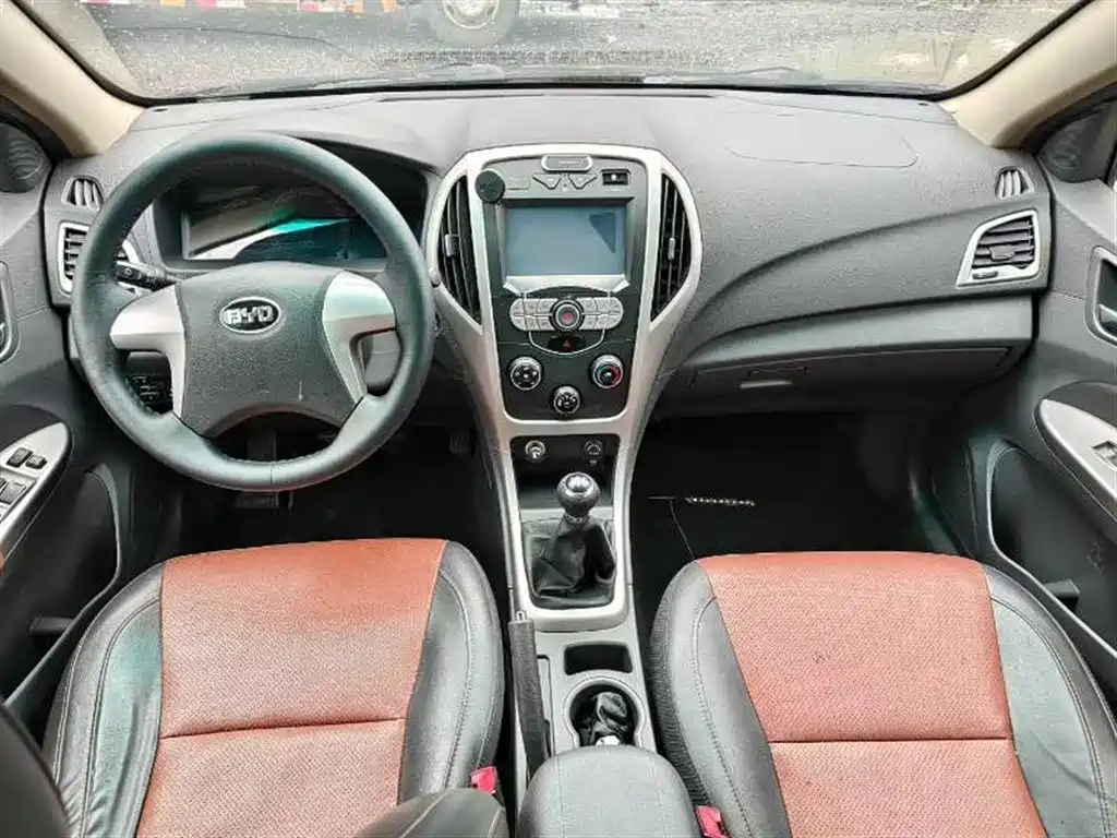 BYD F3 2015