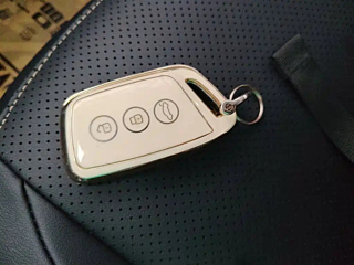 BAO JUN KIWI EV  2021 YEAR  3 YUAN LITHIUM 2021