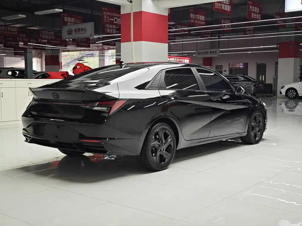 HYUNDAI ELANTRA 2022