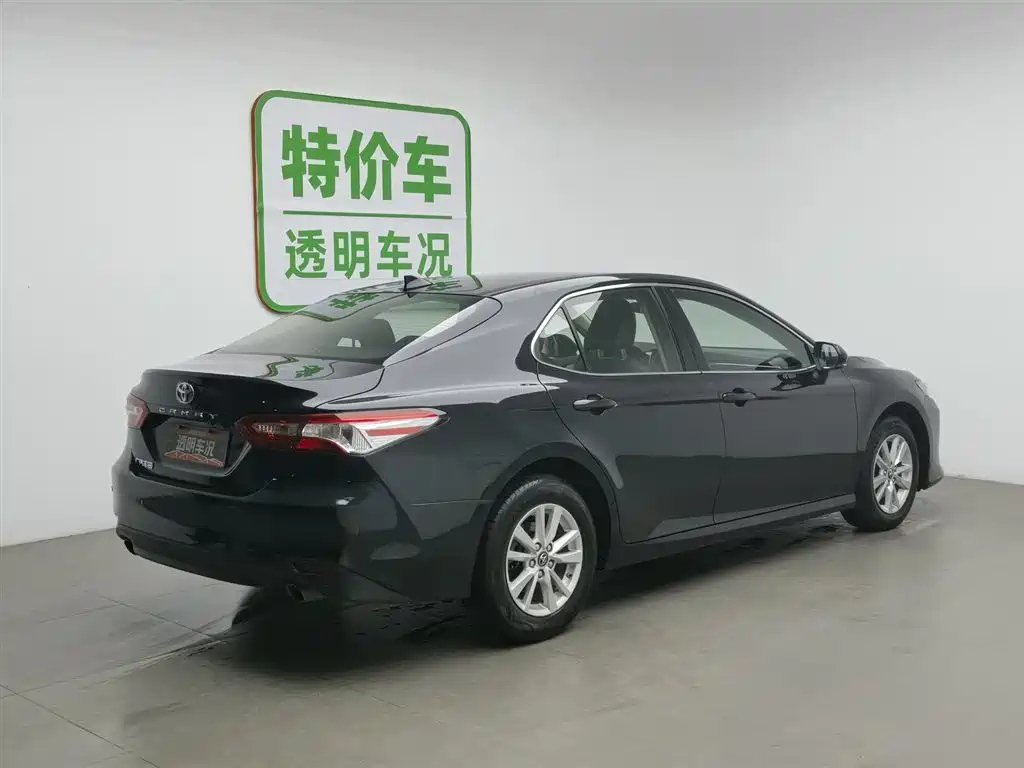 TOYOTA CAMRY 2022