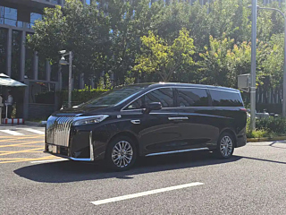 WEY &#39640;&#23665;  2023 YEAR 4WD  EDITION 2023