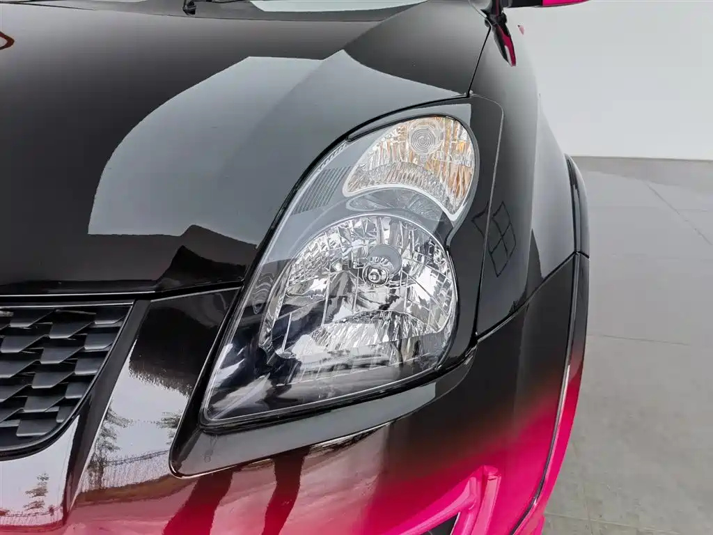 SUZUKI SWIFT 2016