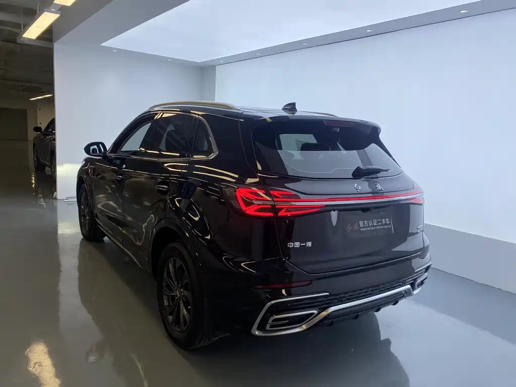 HONGQI HS5 2023