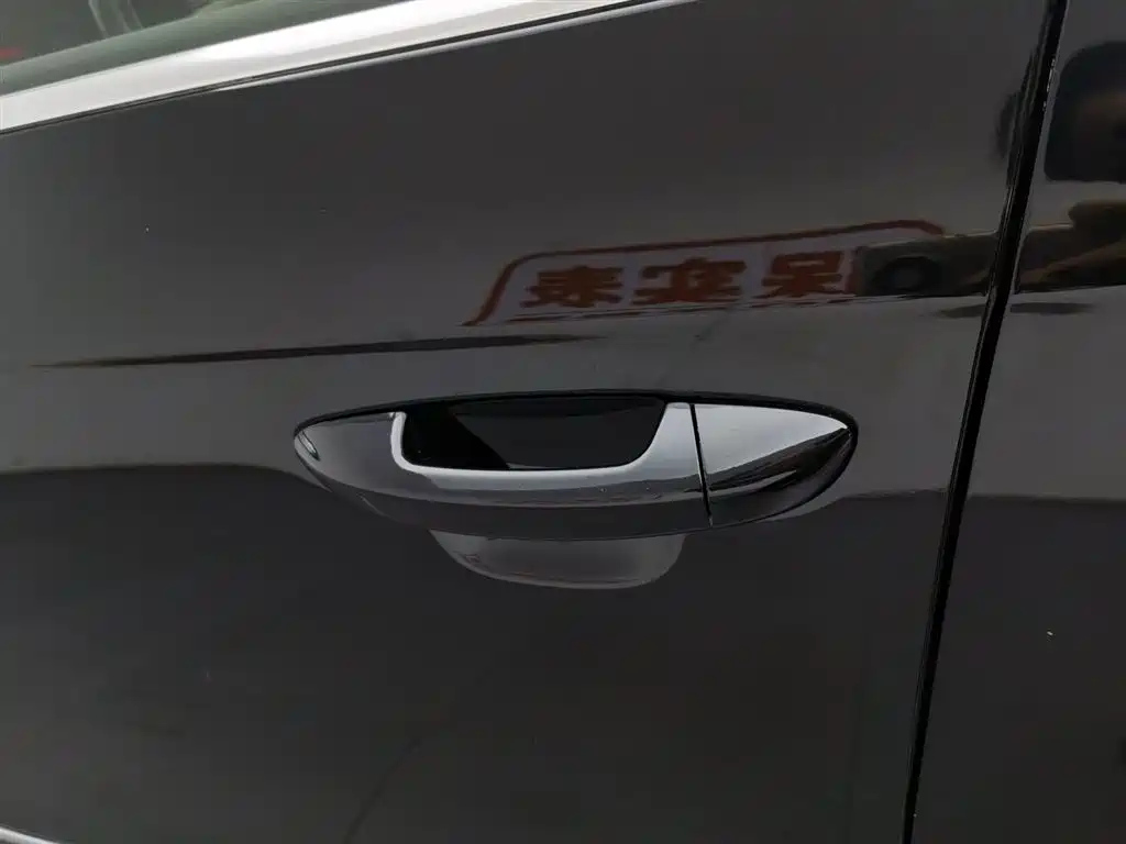 VOLKSWAGEN MAGOTAN 2011
