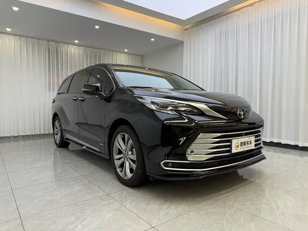 TOYOTA SIENNA SIENNA 2024