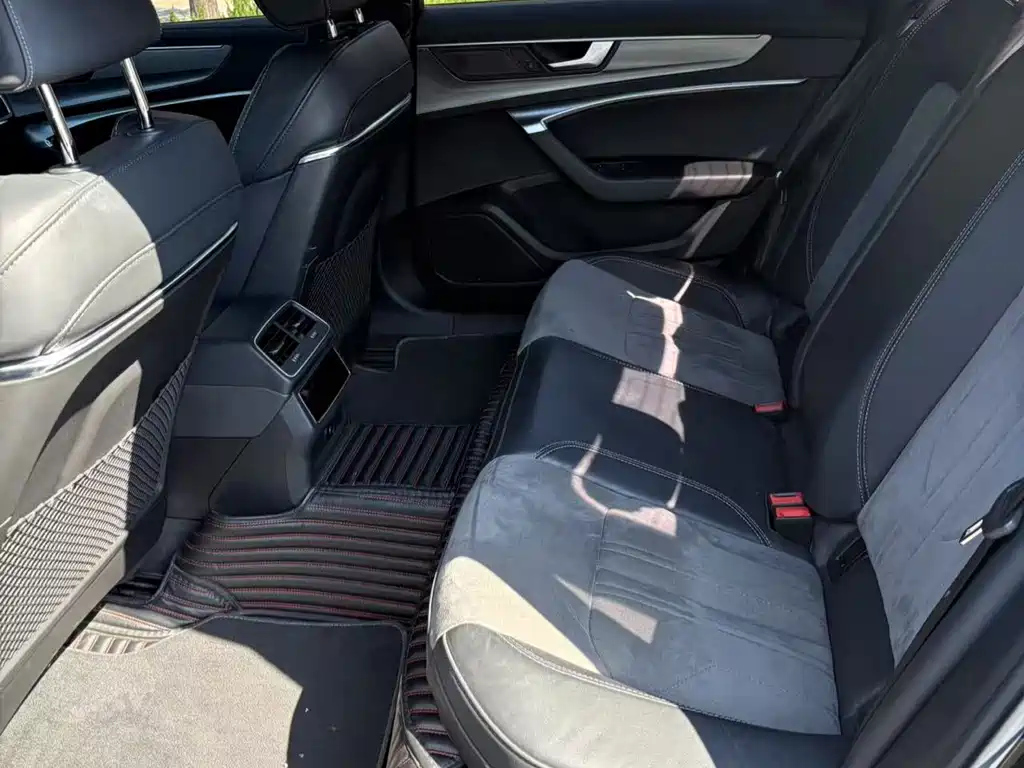 AUDI A6L 2021