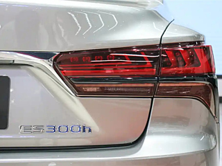 LEXUS LS 2021 YEAR 500H DELUXE EDITION 2021