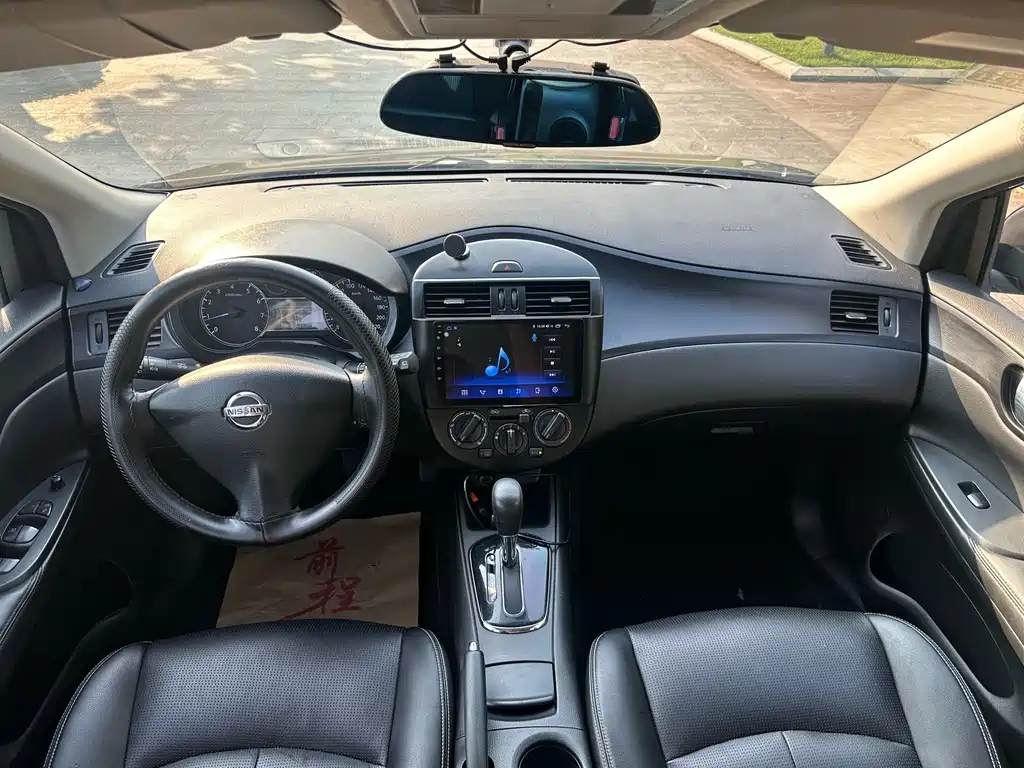 NISSAN TIIDA TIIDA 2011