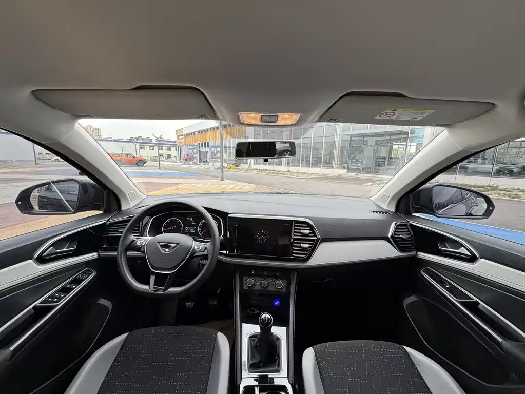JETTA VS5 2023