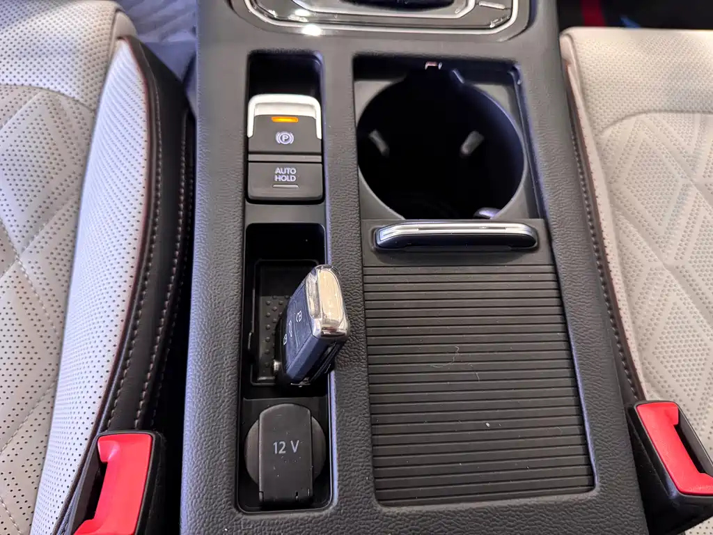 VOLKSWAGEN MAGOTAN 2025