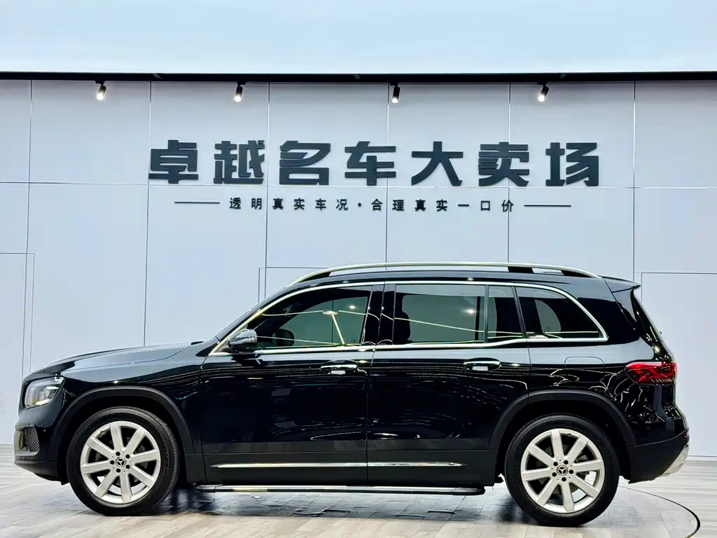 MERCEDES BENZ GLB 2020