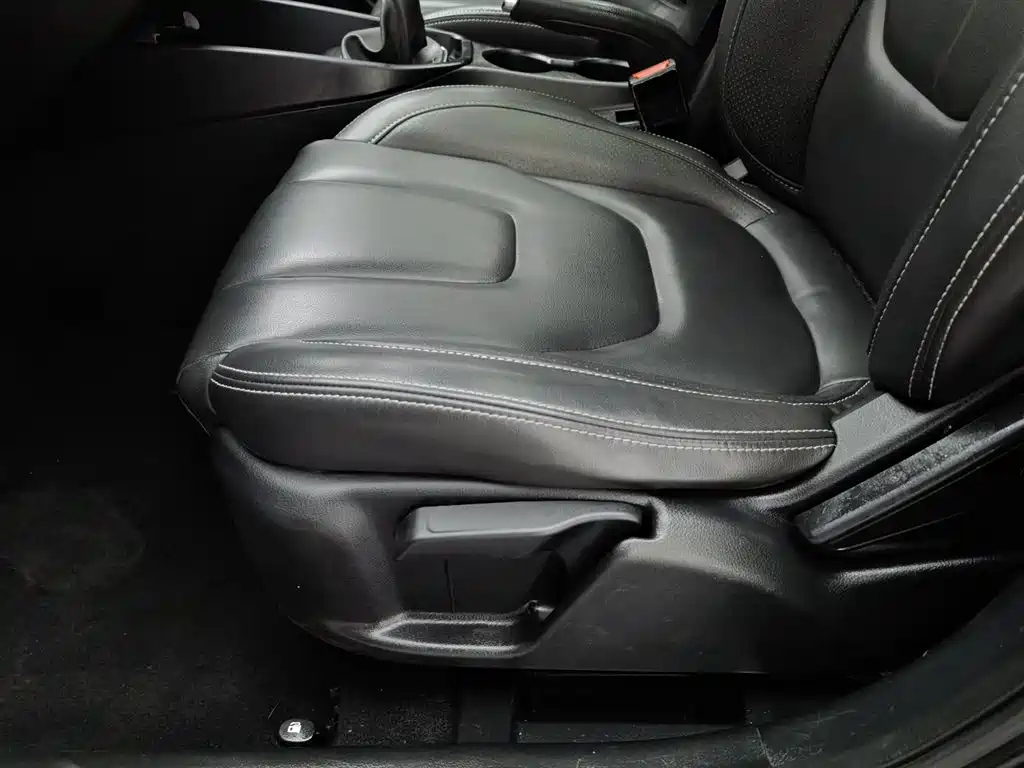 DONGFENG SCENERY 580 2016