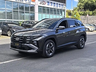 Заказать HYUNDAI TUCSON
