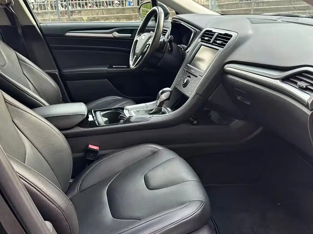 FORD MONDEO 2013