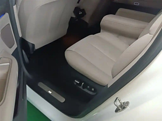 NIO ES8  2023 YEAR 75KWH 2023