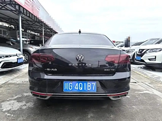 VOLKSWAGEN MAGOTAN 2023