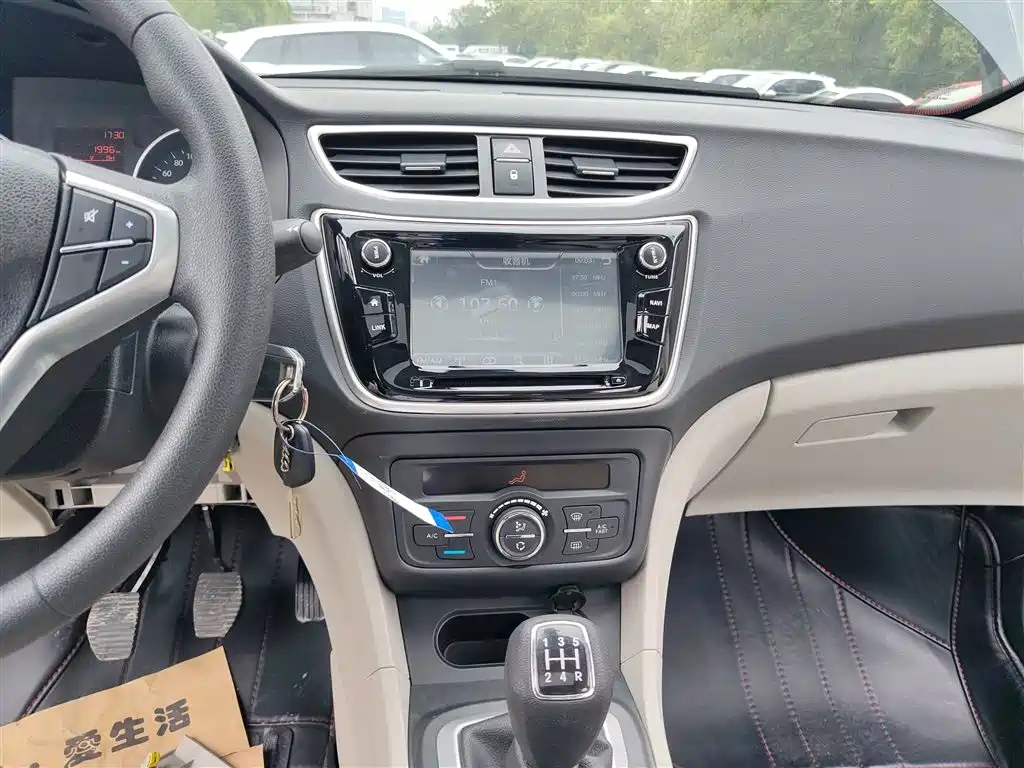 DONGFENG AEOLUS L60 2015